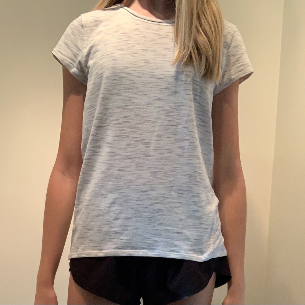 LULULEMON white and gray striped shirt!